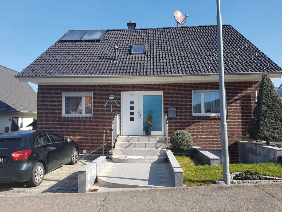 Gemuetliches Haus Im Herzen Des Schwarzwaldes Fuer Bis Zu 9 Personen Elzach Exteriör bild